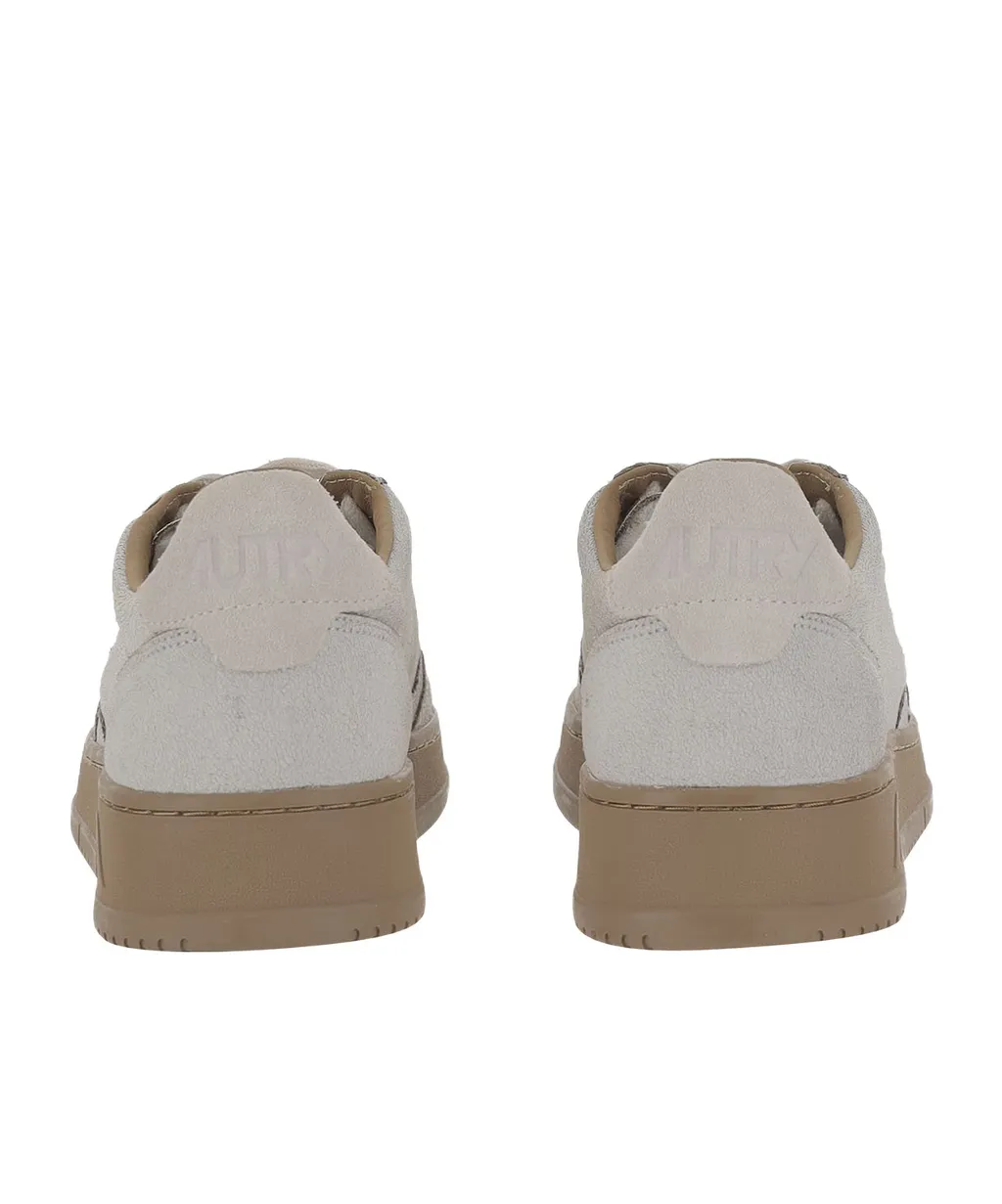 Medalist Low Top Sneakers