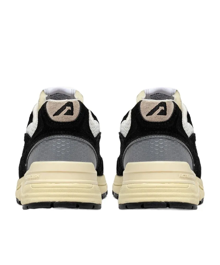 Hyperway Sneakers