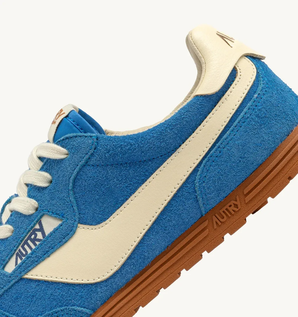 Windspin Sneakers