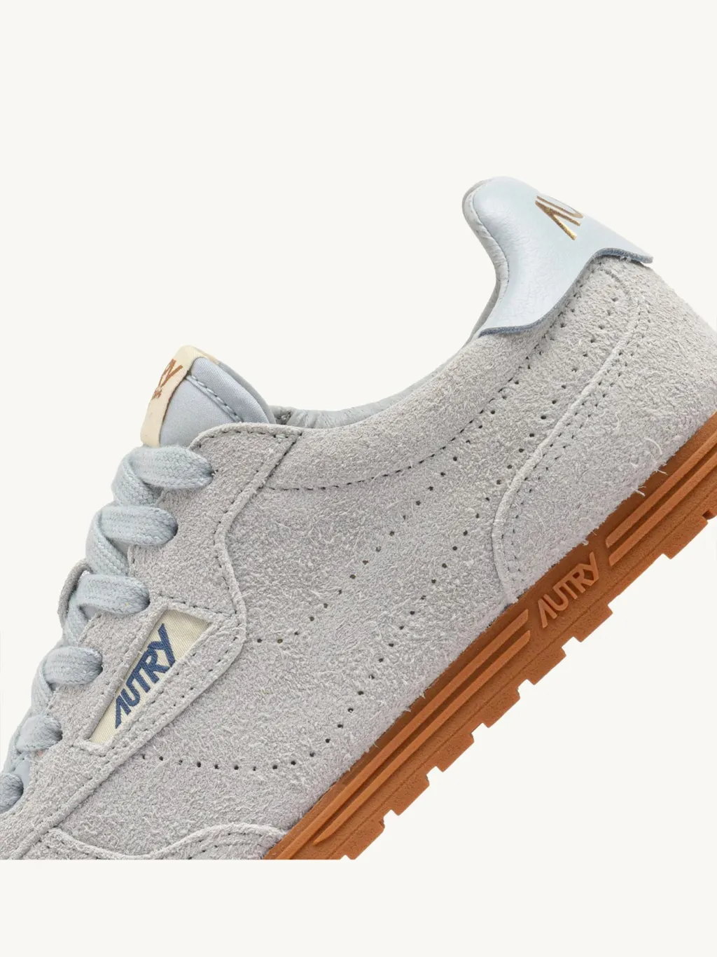 Windspin Lace-Up Sneakers