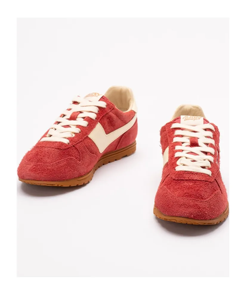 Windspin Lace-Up Sneakers