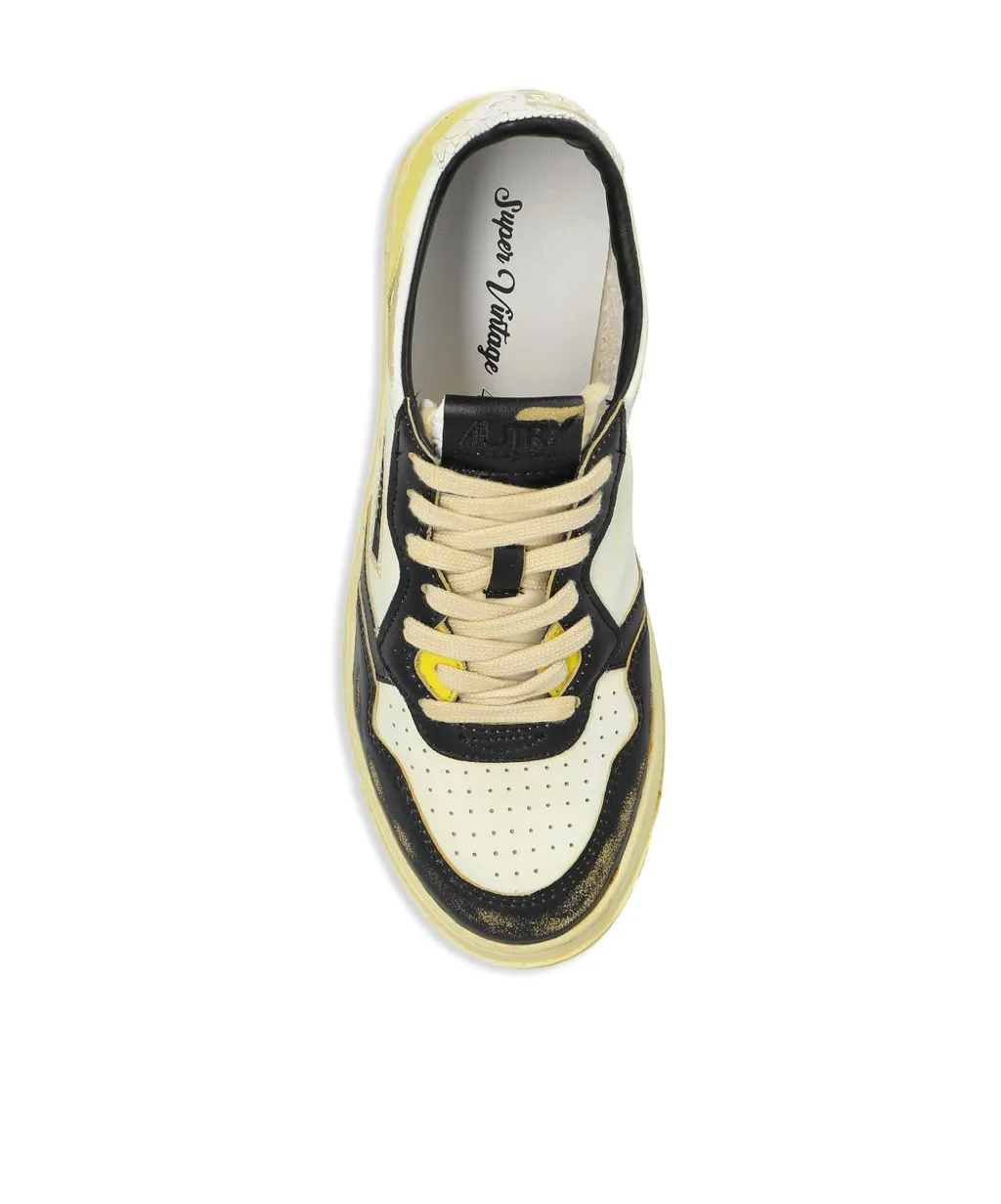 Medalist Trainers