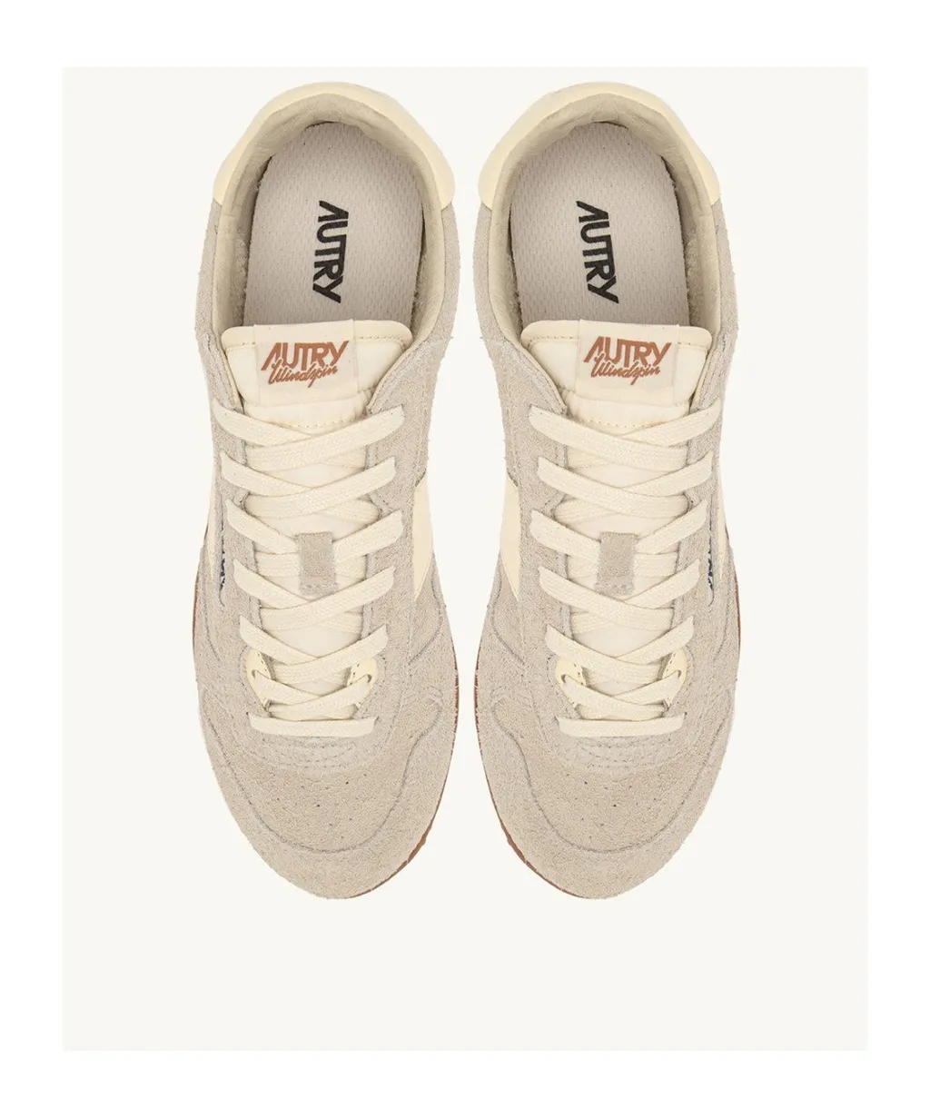 Windspin Lace-Up Sneakers