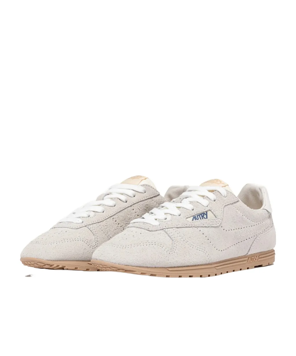 Windspin Lace-Up Sneakers