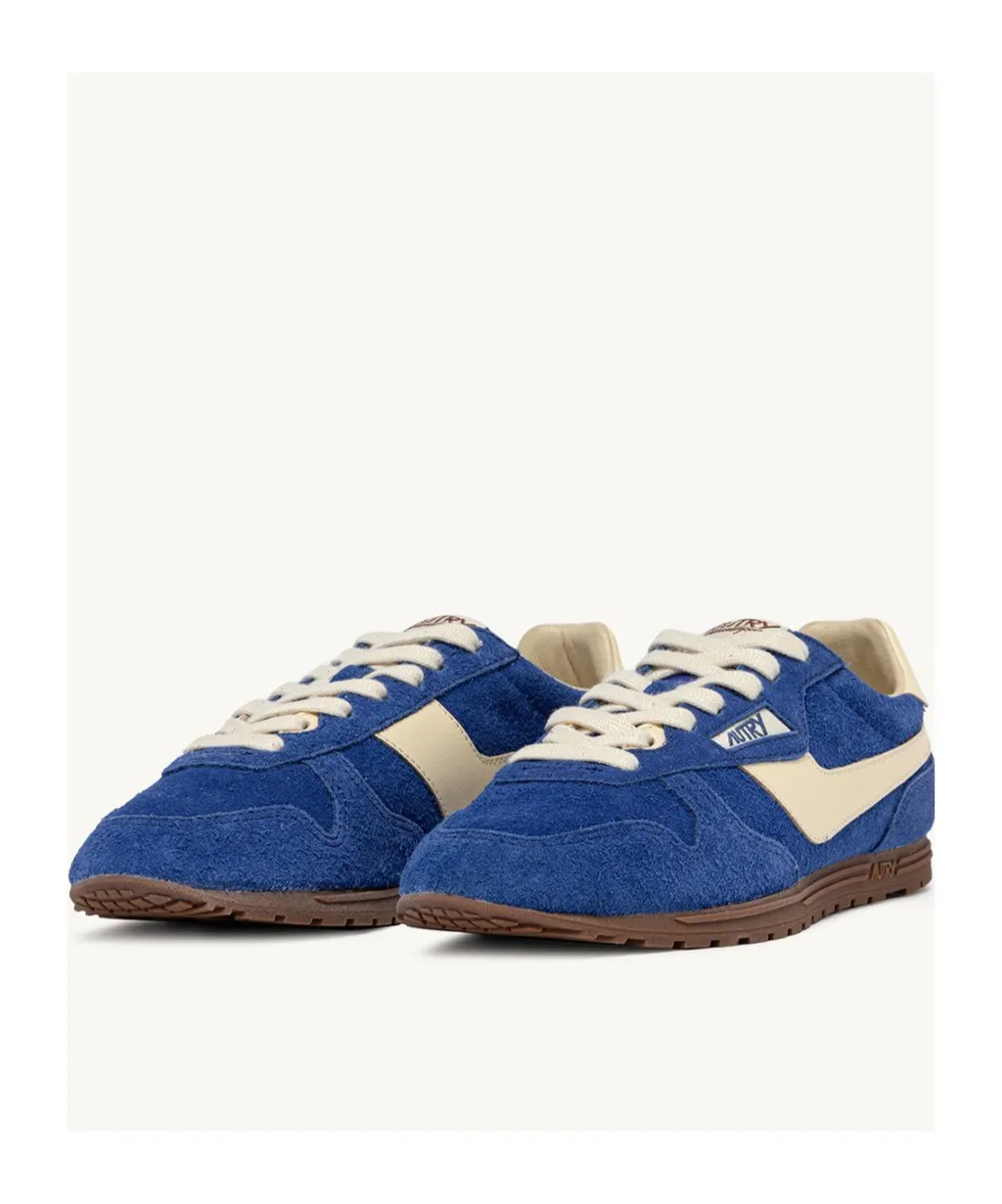 Windspin Lace-Up Sneakers