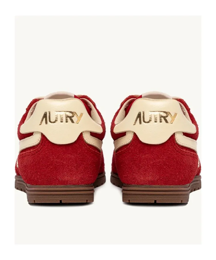 Windspin Lace-Up Sneakers