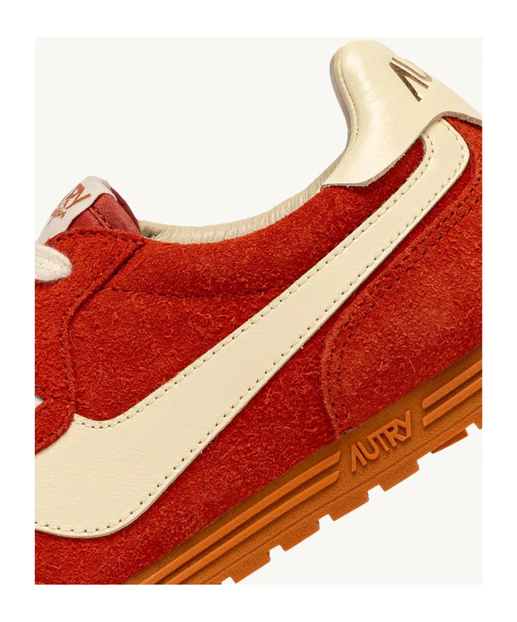 Windspin Lace-Up Sneakers