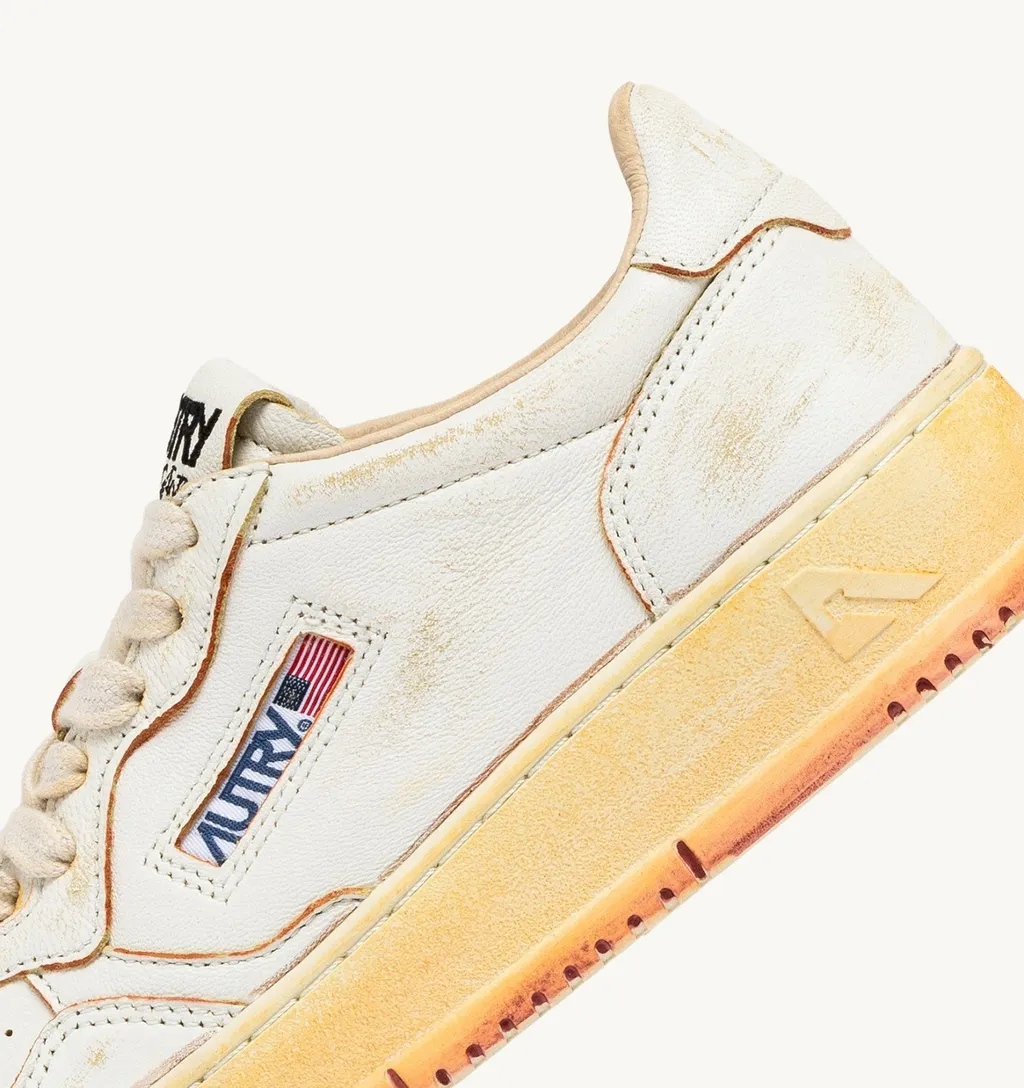 Super Vintage Sneakers