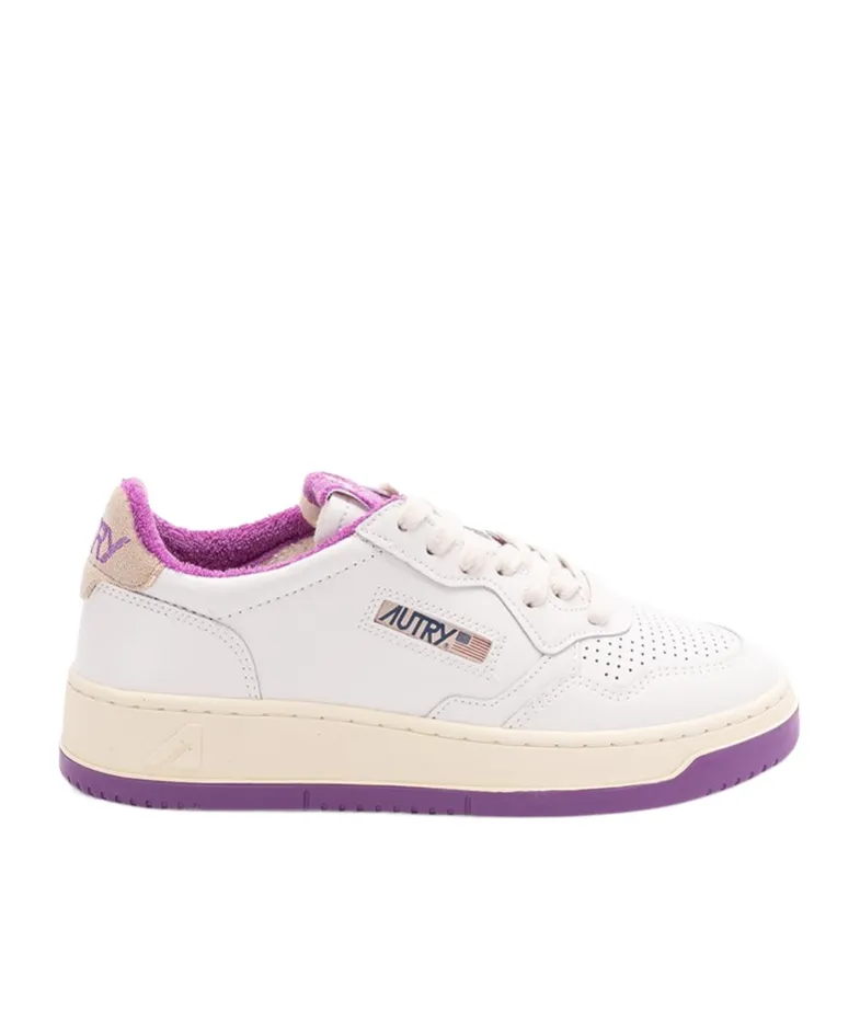 Medalist Lace-Up Trainers