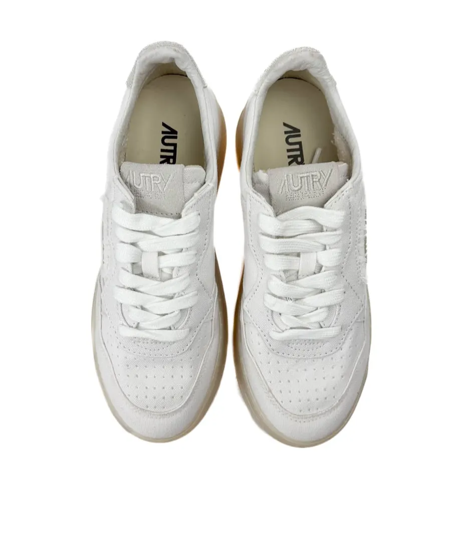 Medalist Low-Top Sneakers