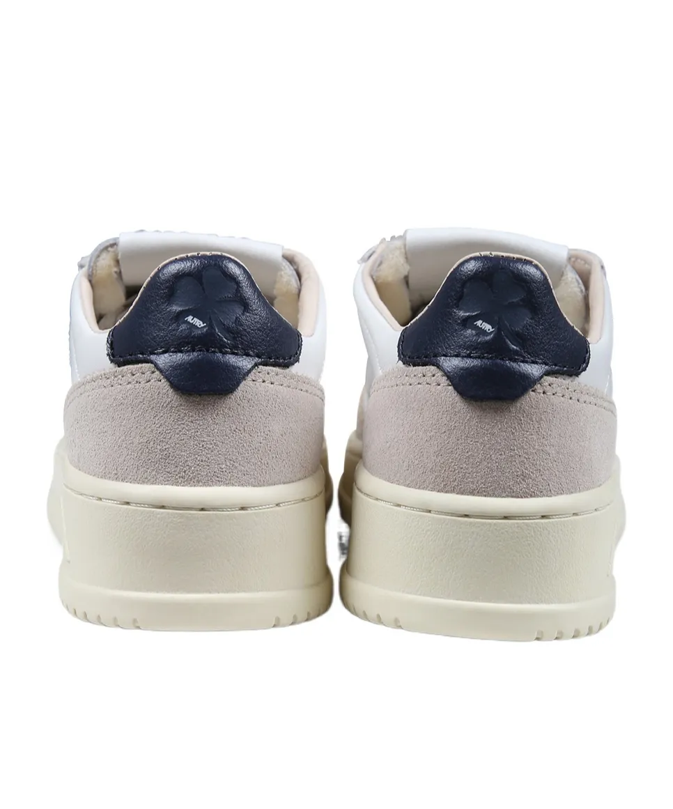 Medalist Low Sneakers