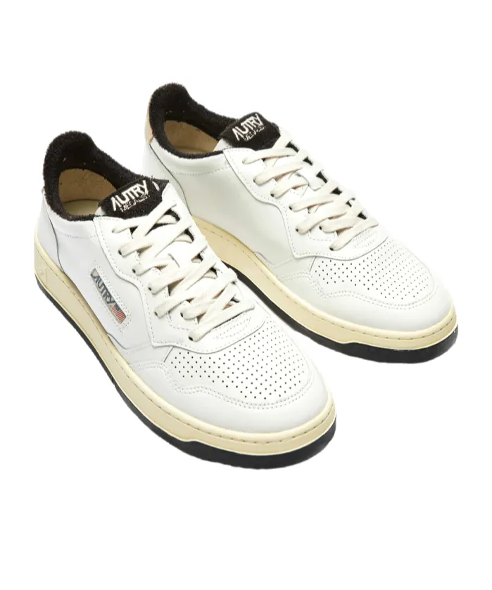 Medalist Low Sneakers