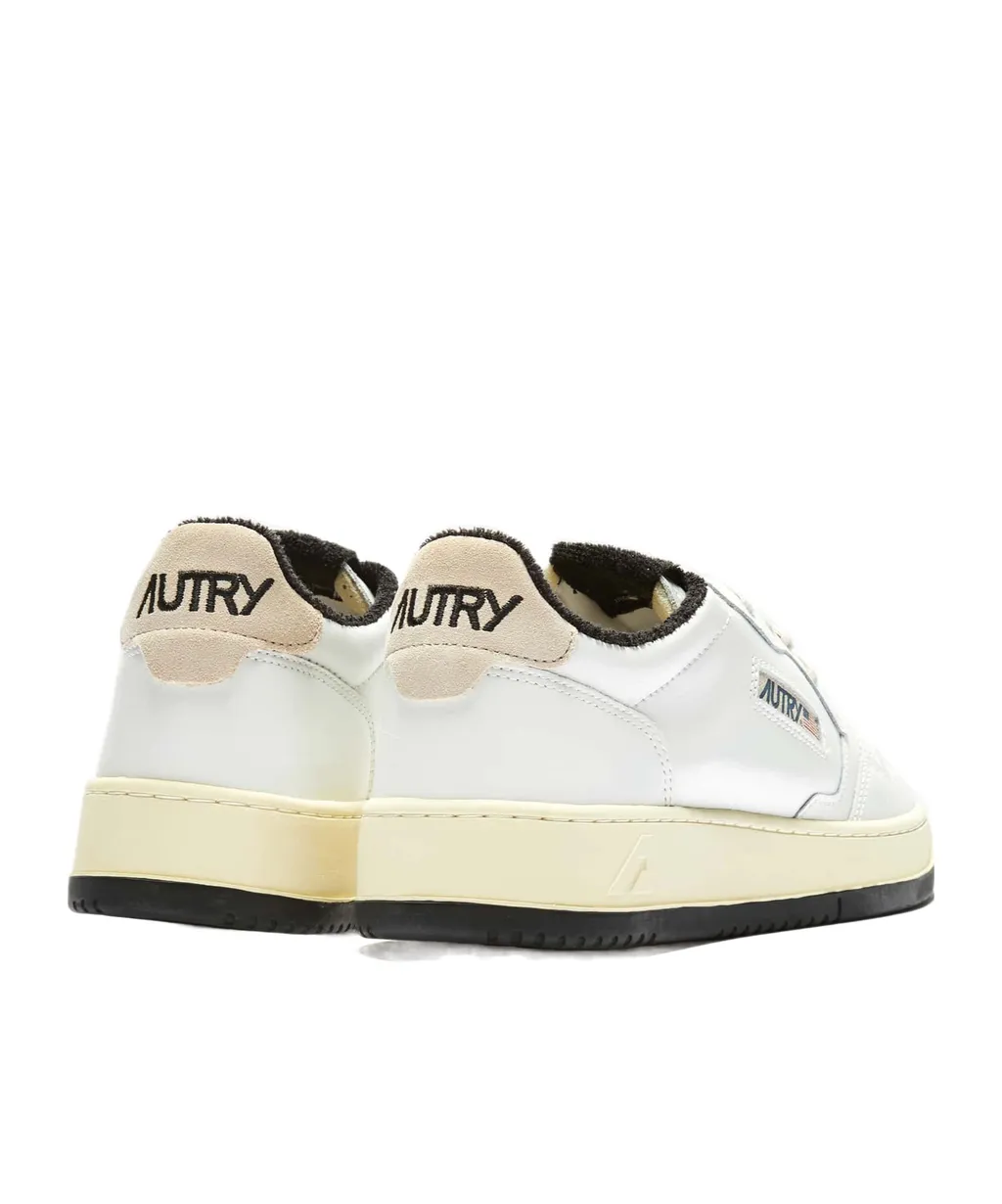 Medalist Low Sneakers