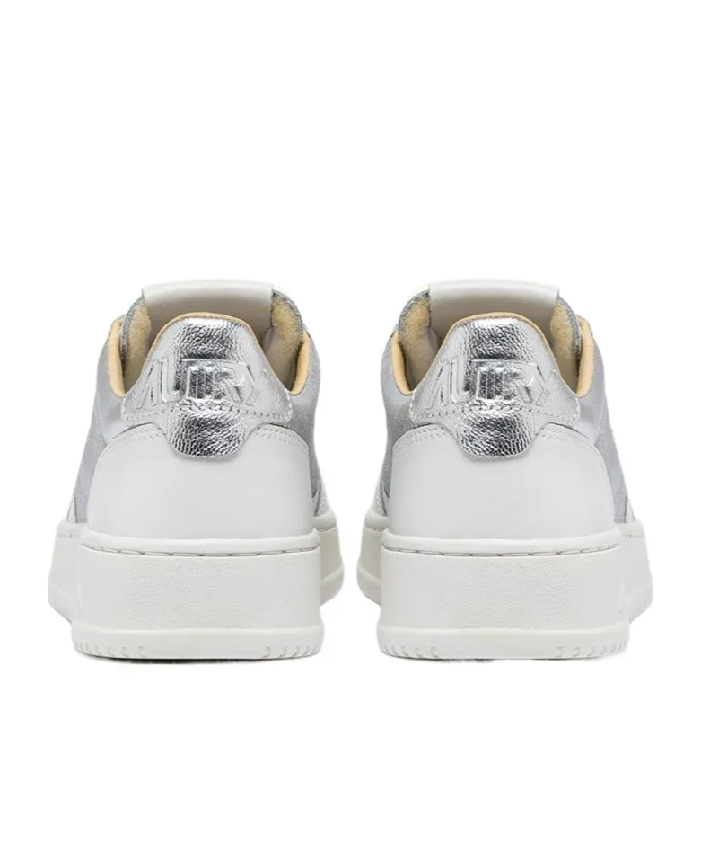 Medalist Low Sneakers