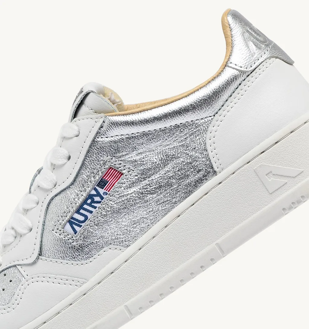 Medalist Low Sneakers