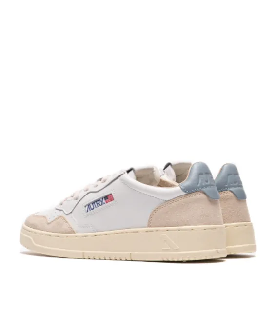 Medalist Low-Top Sneakers