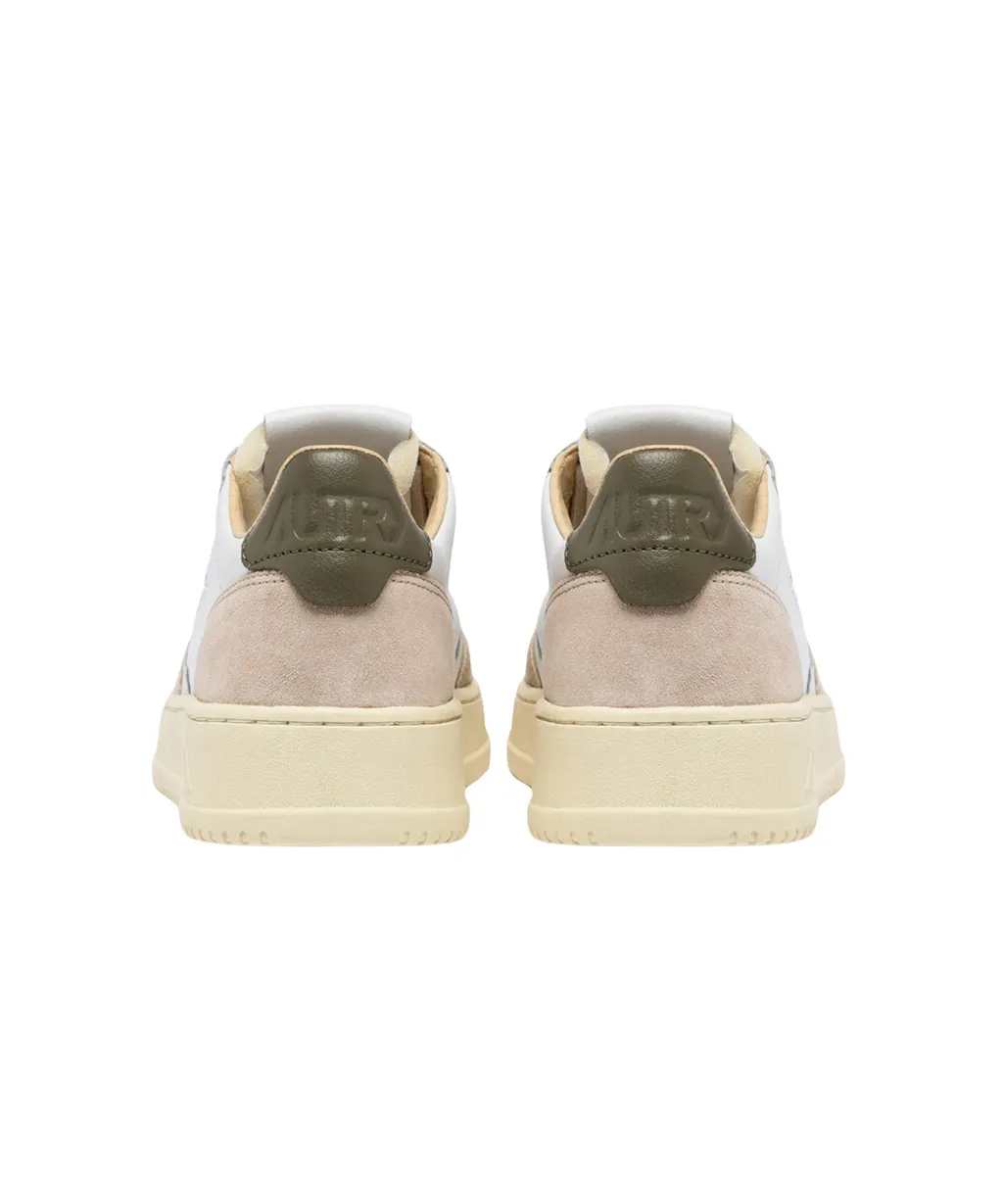 Medalist Low-Top Sneakers