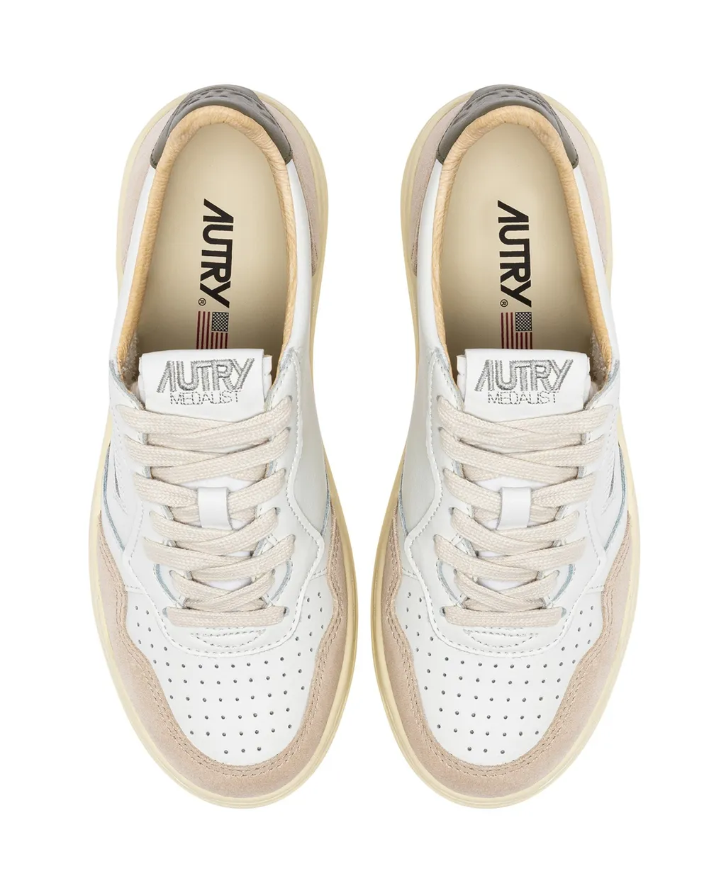 Medalist Low-Top Sneakers