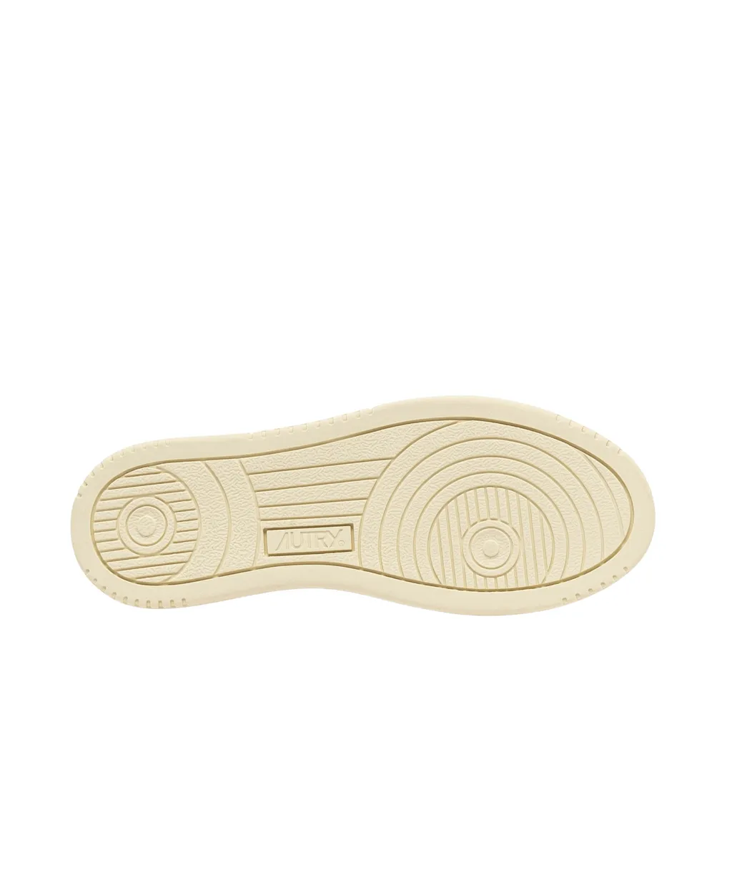 Medalist Low-Top Sneakers