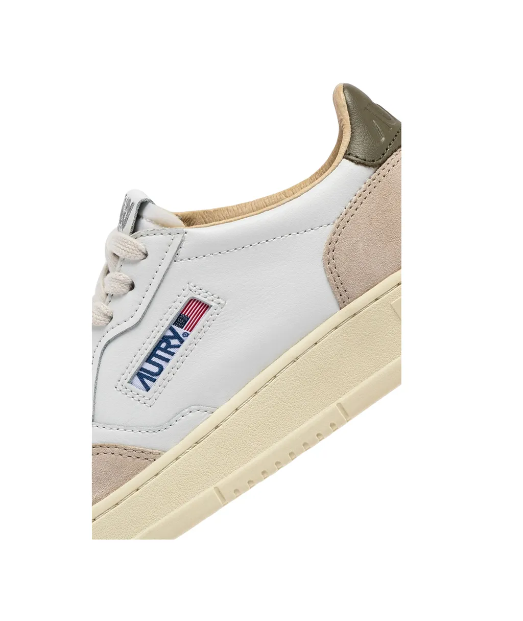 Medalist Low-Top Sneakers