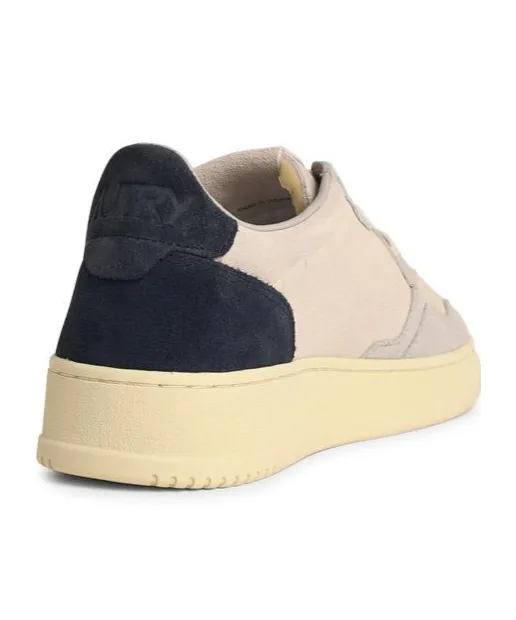 Medalist Low Sneakers