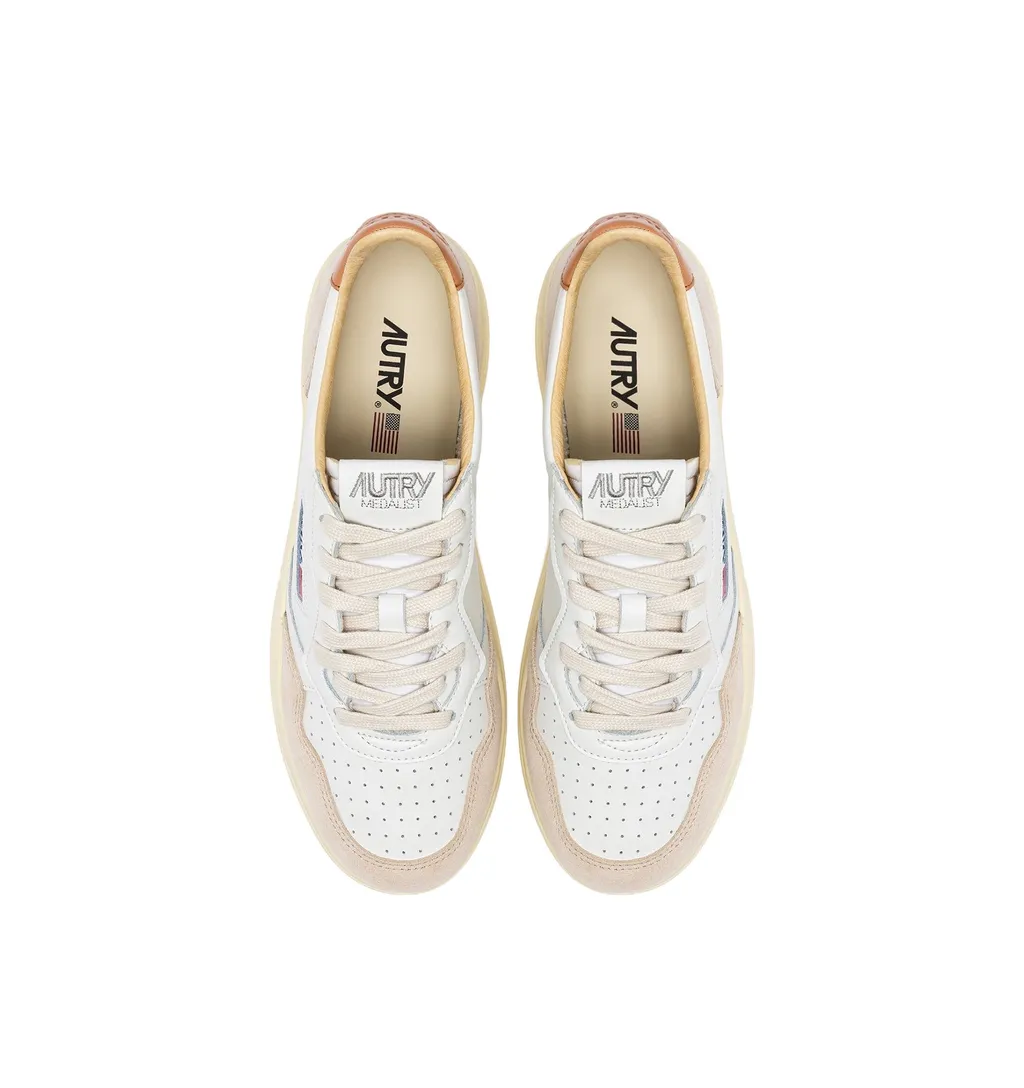 Medalist Low-Top Sneakers