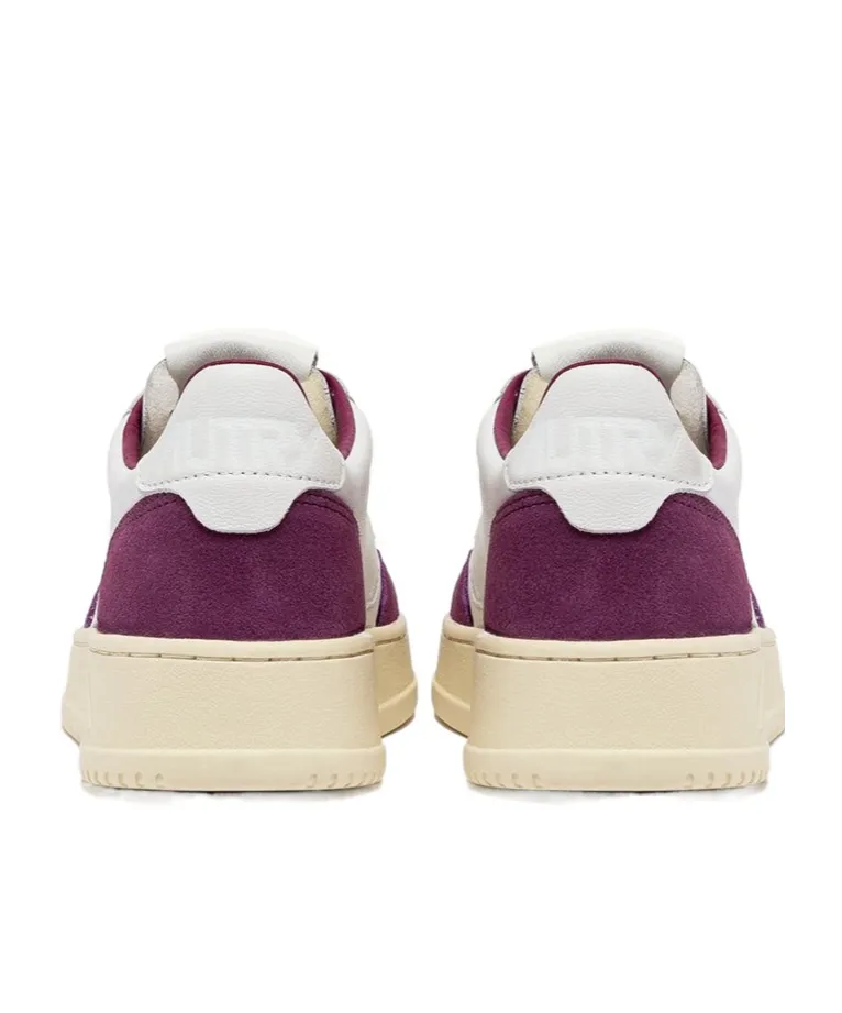Medalist Low-Top Sneakers