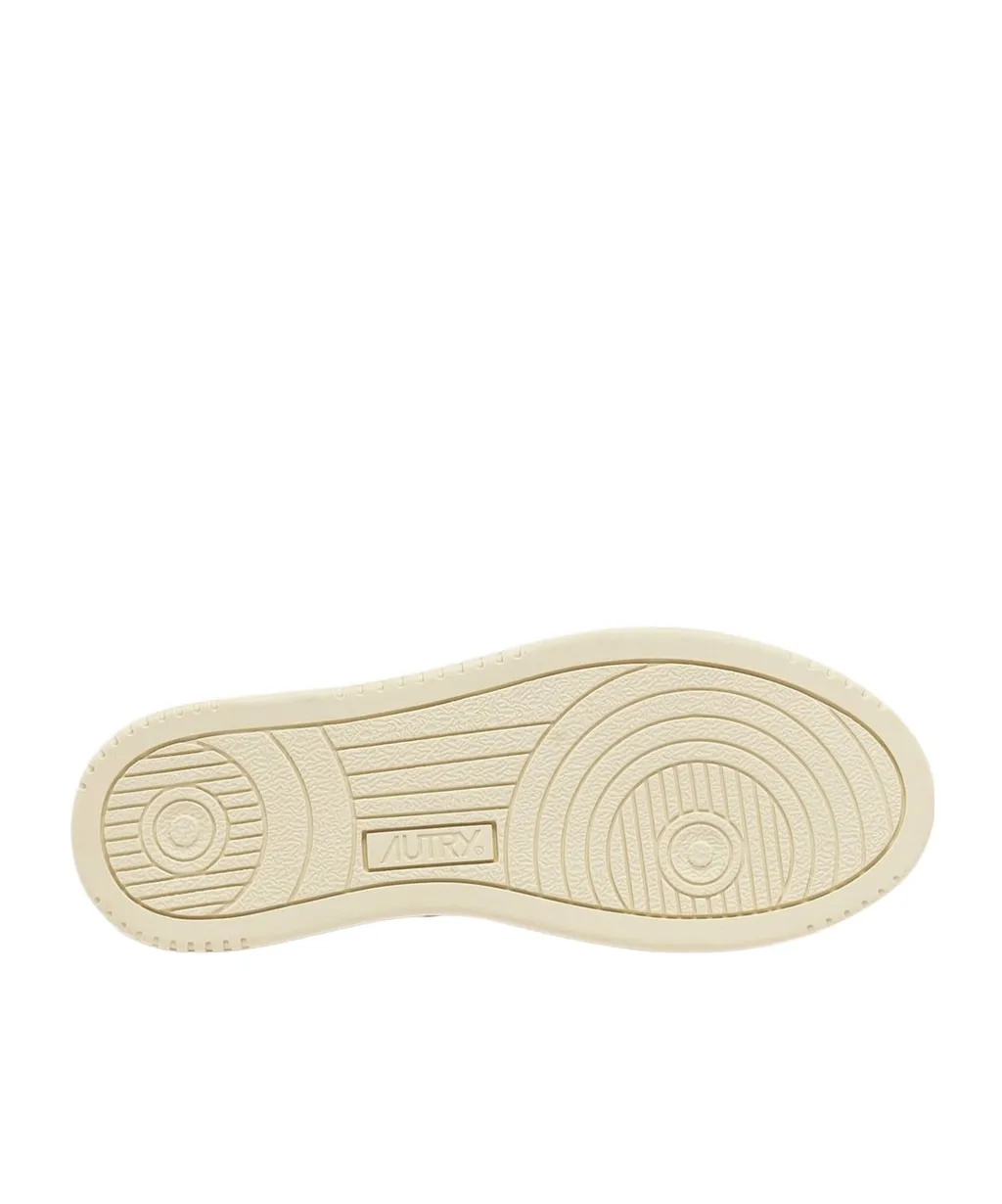 Medalist Low-Top Sneakers