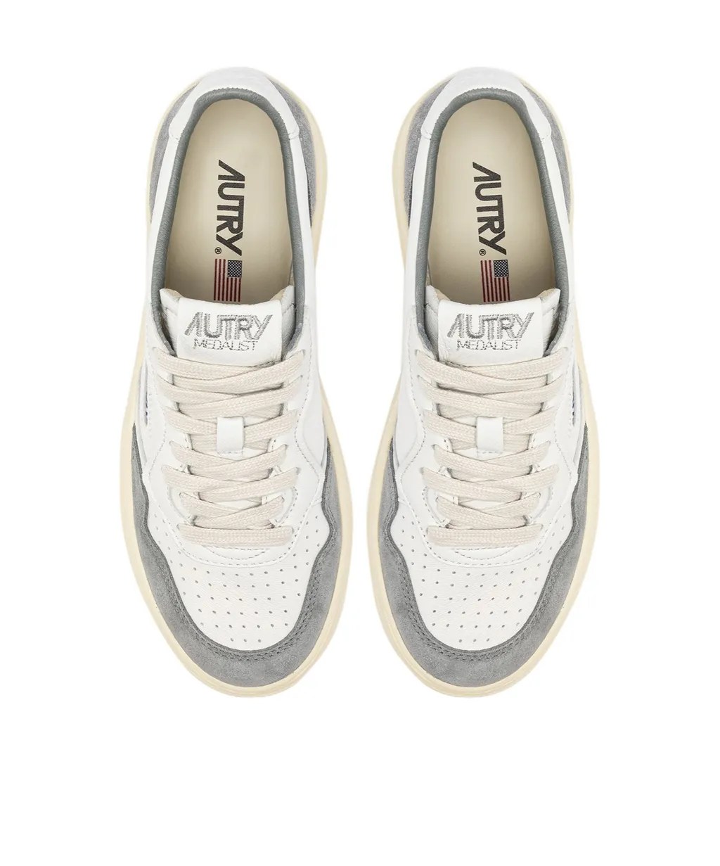 Medalist Low-Top Sneakers