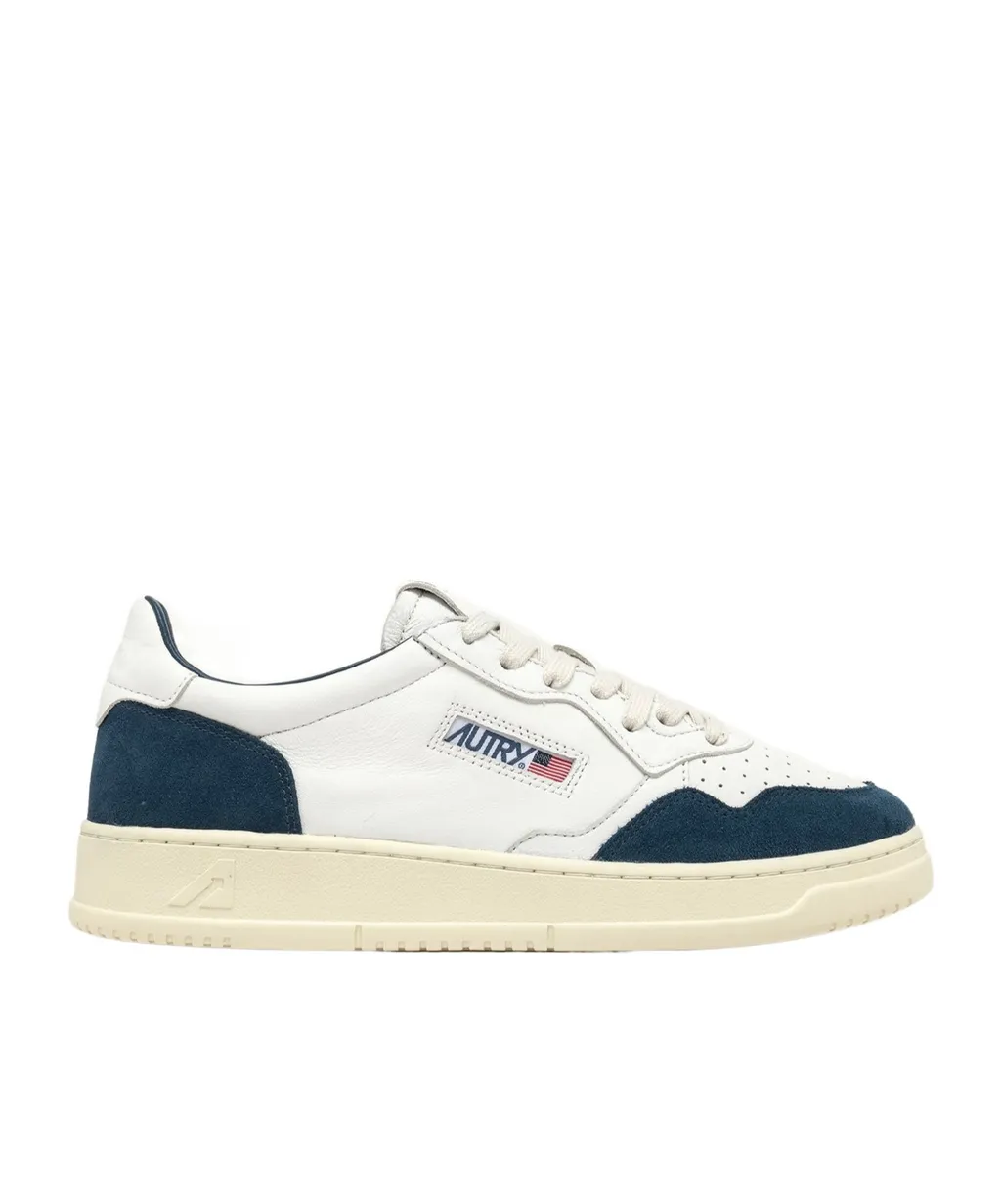 Medalist Low-Top Sneakers