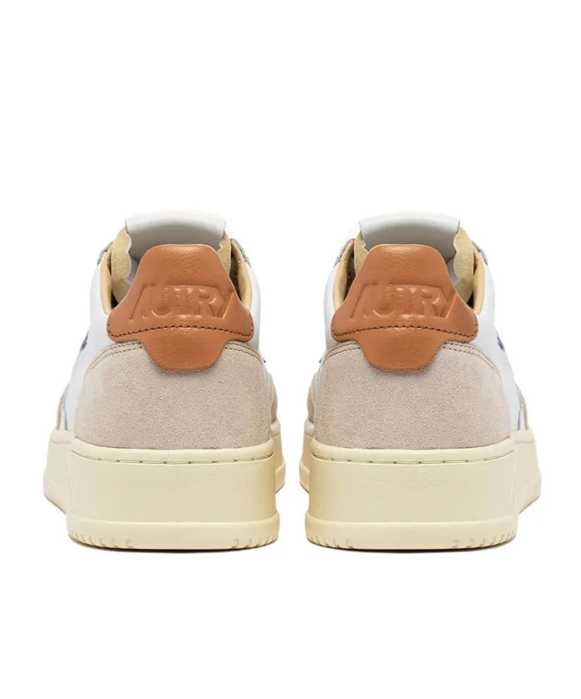 Medalist Low-Top Sneakers