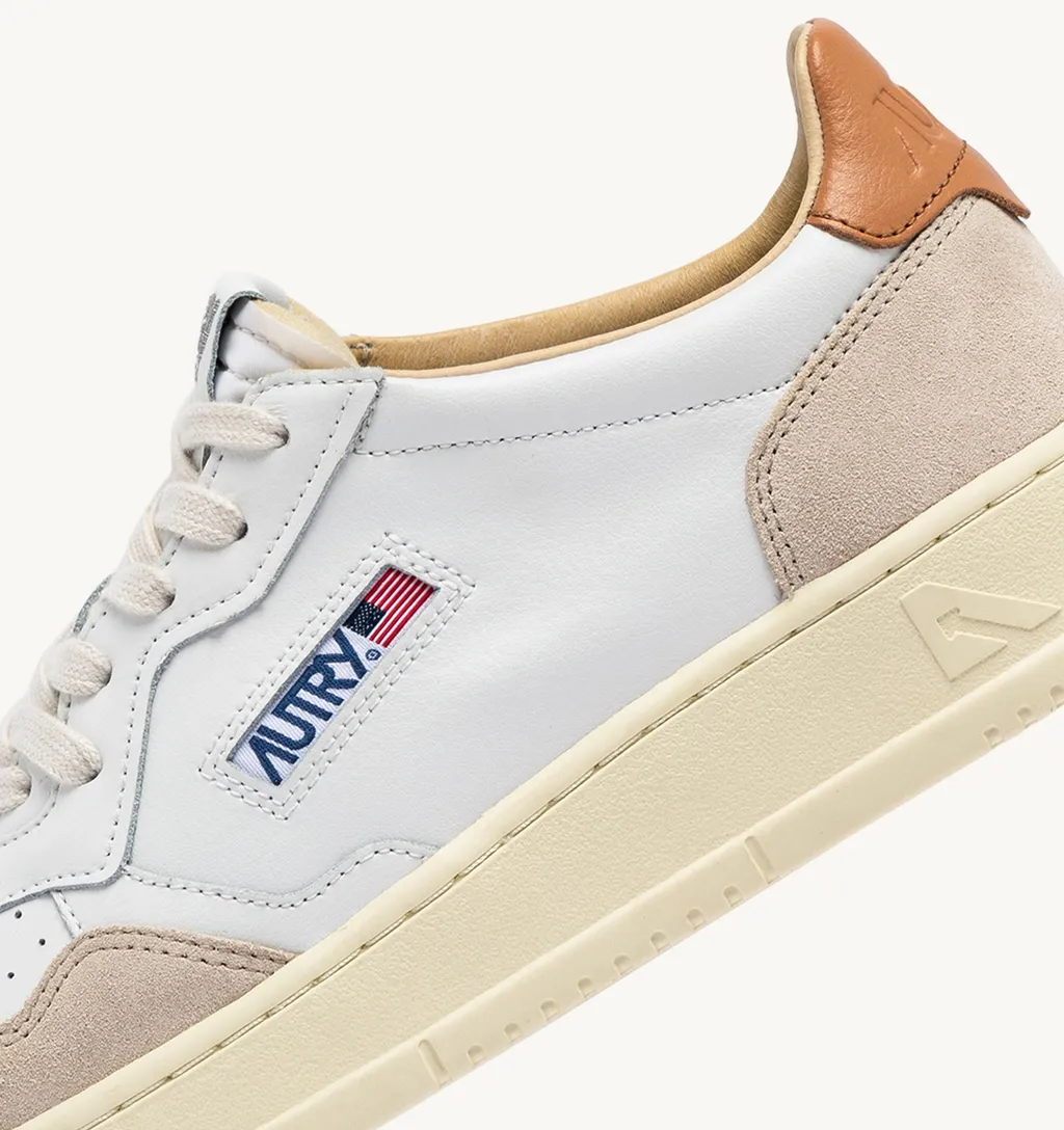 Medalist Low-Top Sneakers