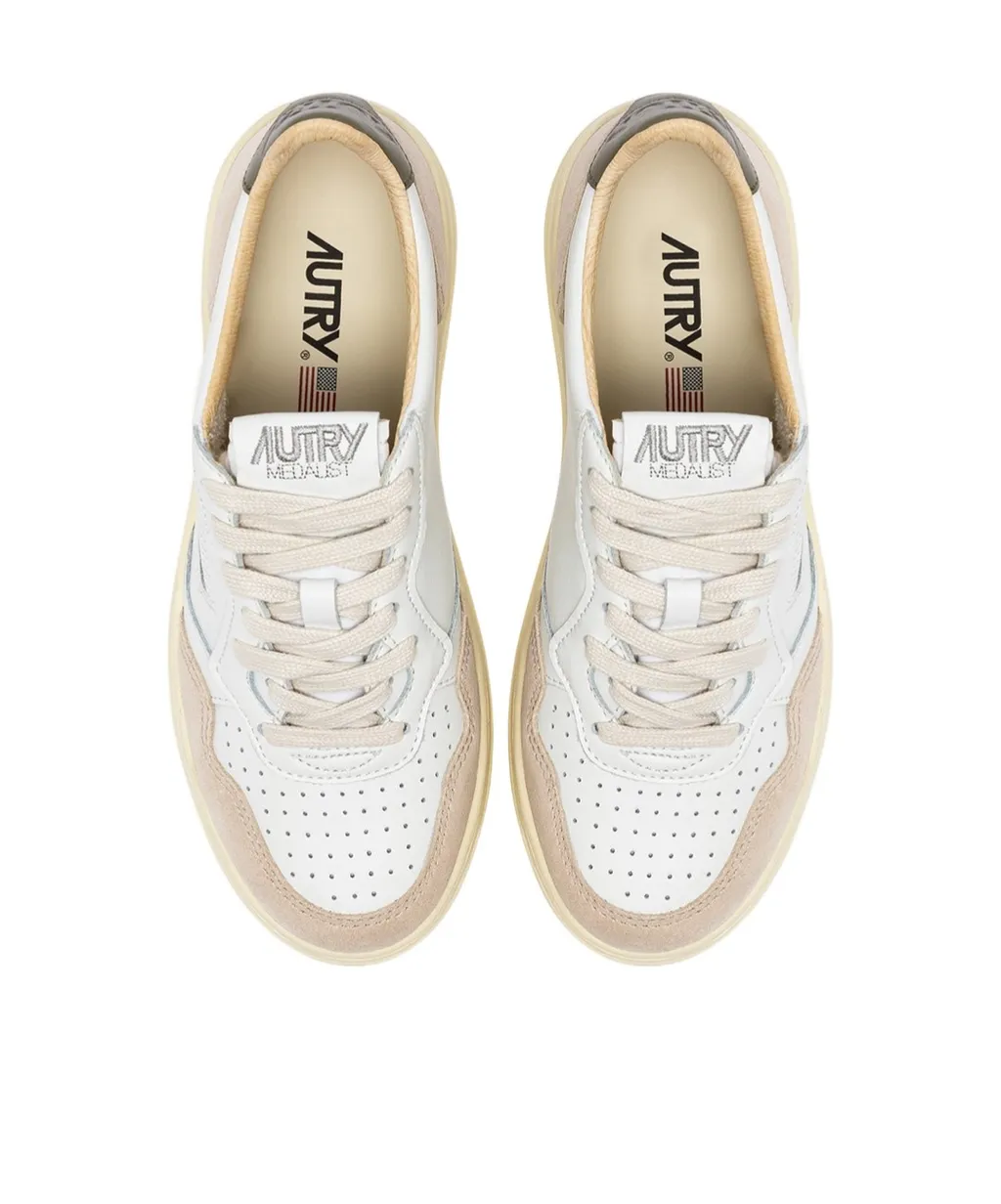 Medalist Low Sneakers