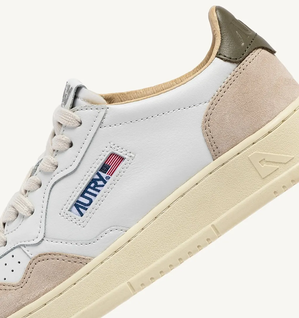 Medalist Low Sneakers