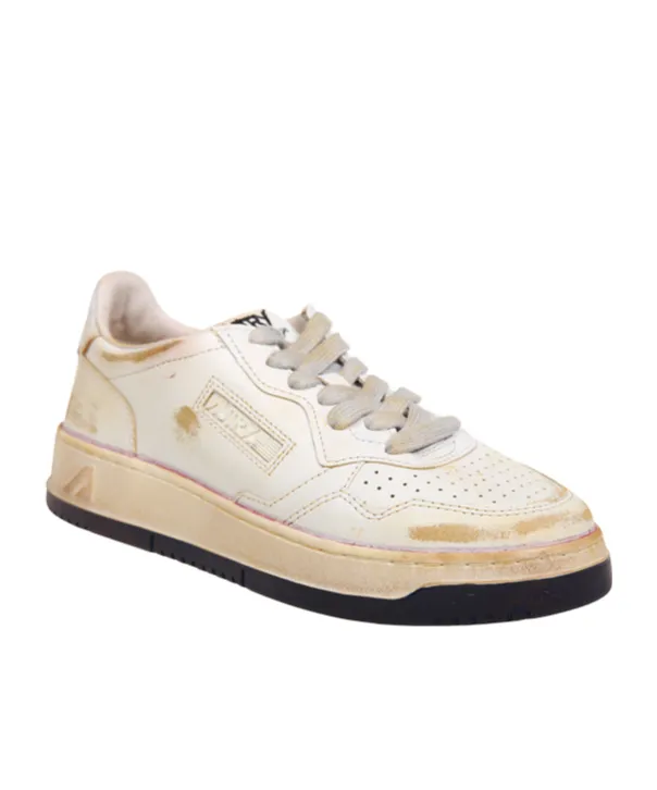 Super Vintage Lace-Up Sneakers