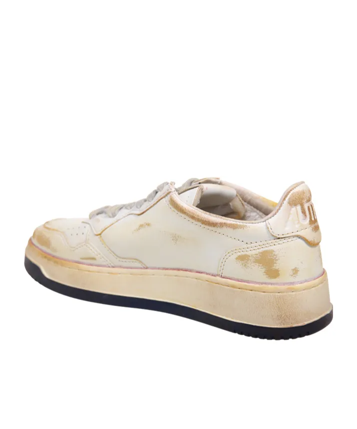 Super Vintage Lace-Up Sneakers