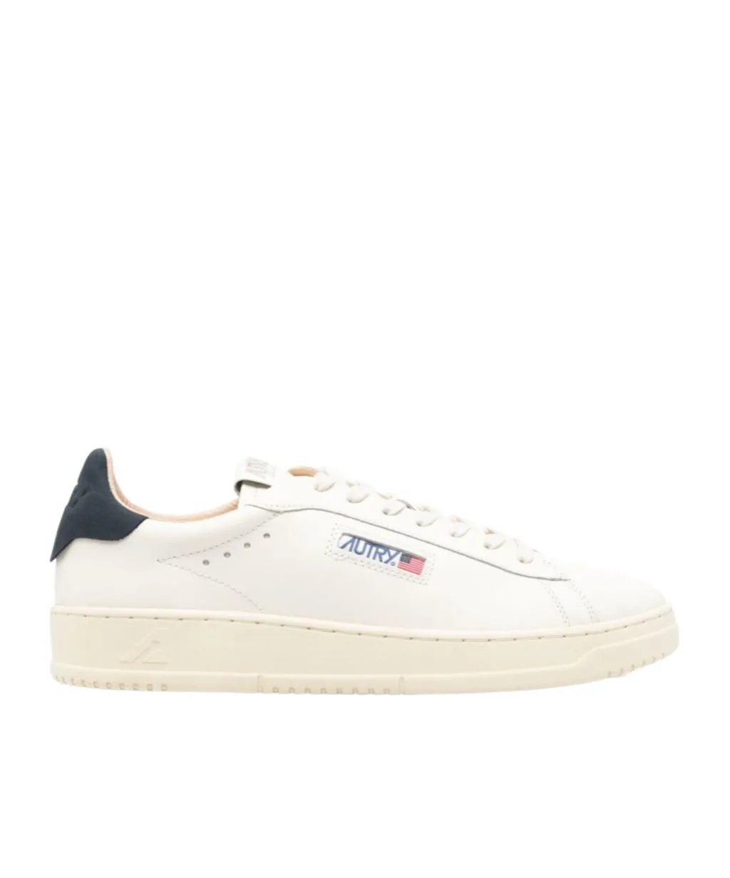 Dallas Low-Top Sneakers