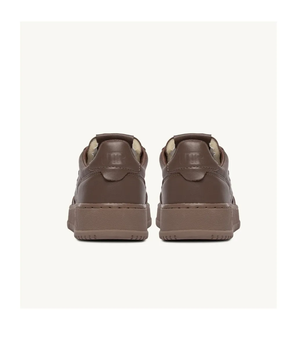 Medalist Low-Top Sneakers