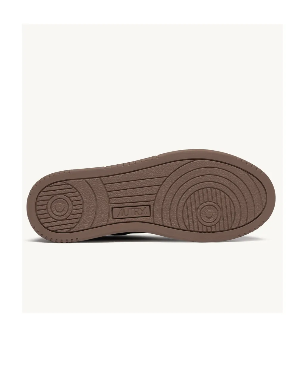 Medalist Low-Top Sneakers