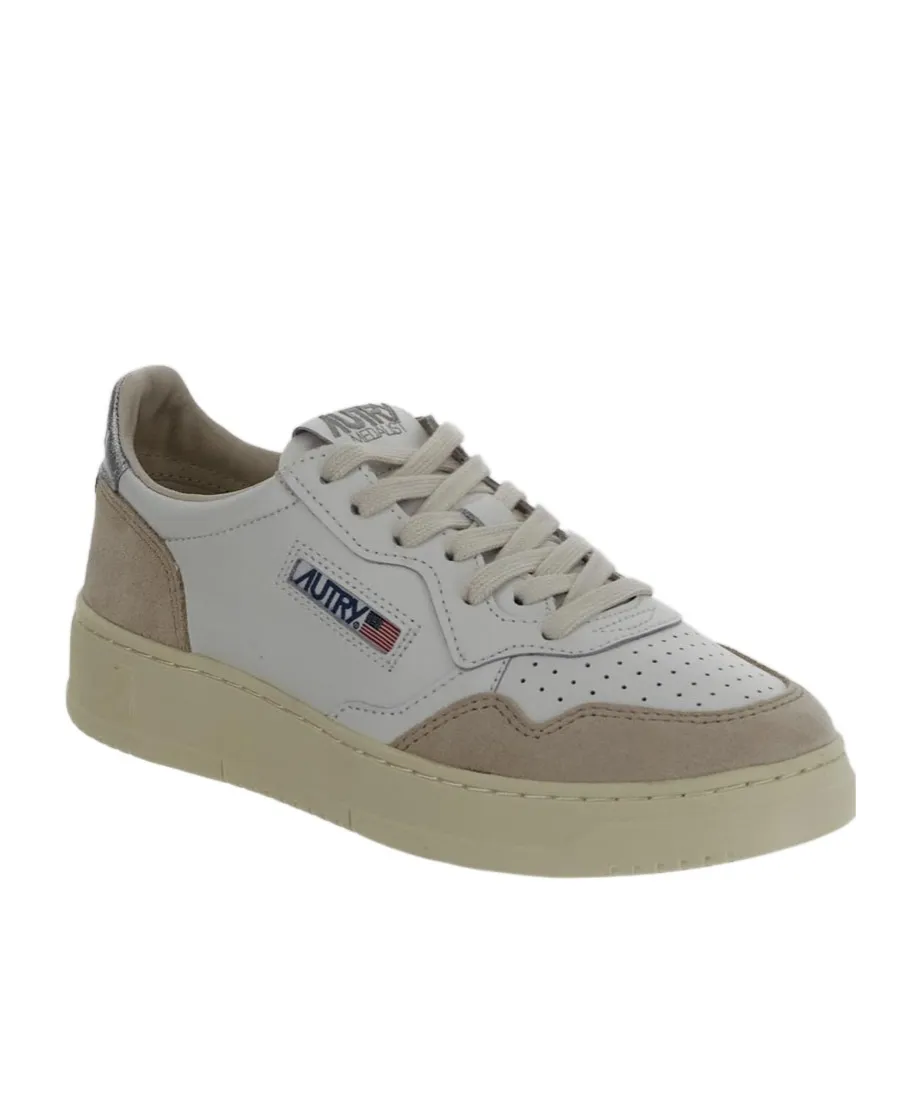 Medalist Low-Top Sneakers