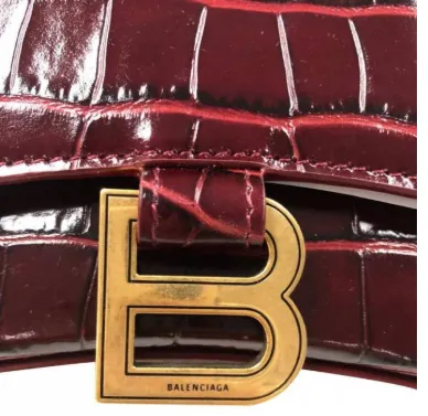 Xs Hourglass Shoulder Bag