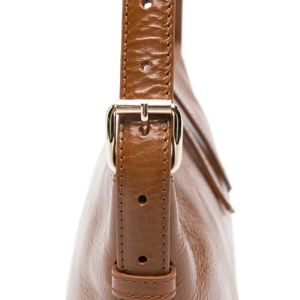 Vera Logo Printed Zipped Shoulder Bag