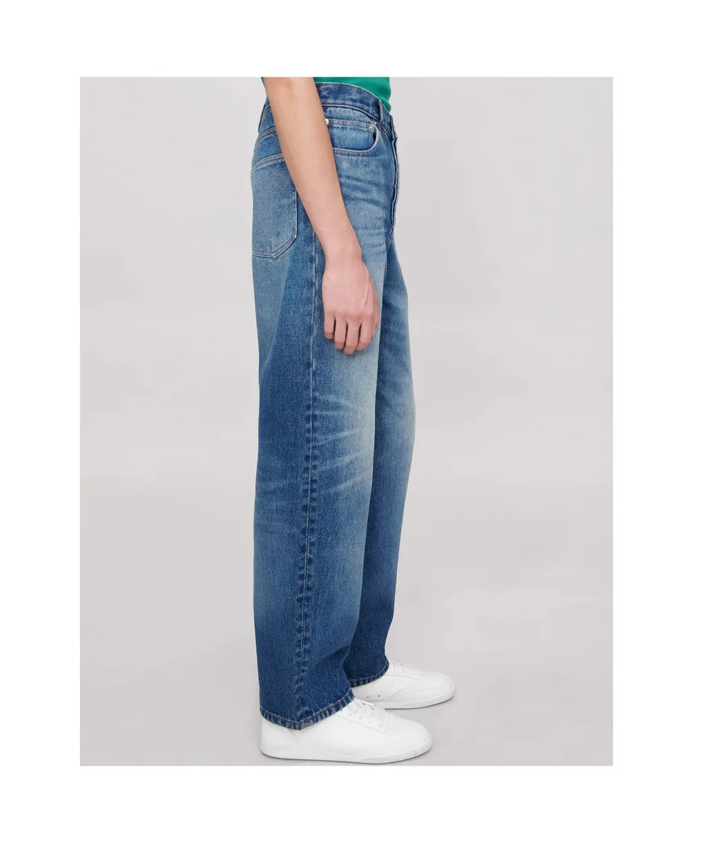 Button Detailed Straight Leg Jeans