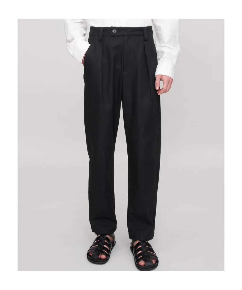 Pleated Straight Leg Pants