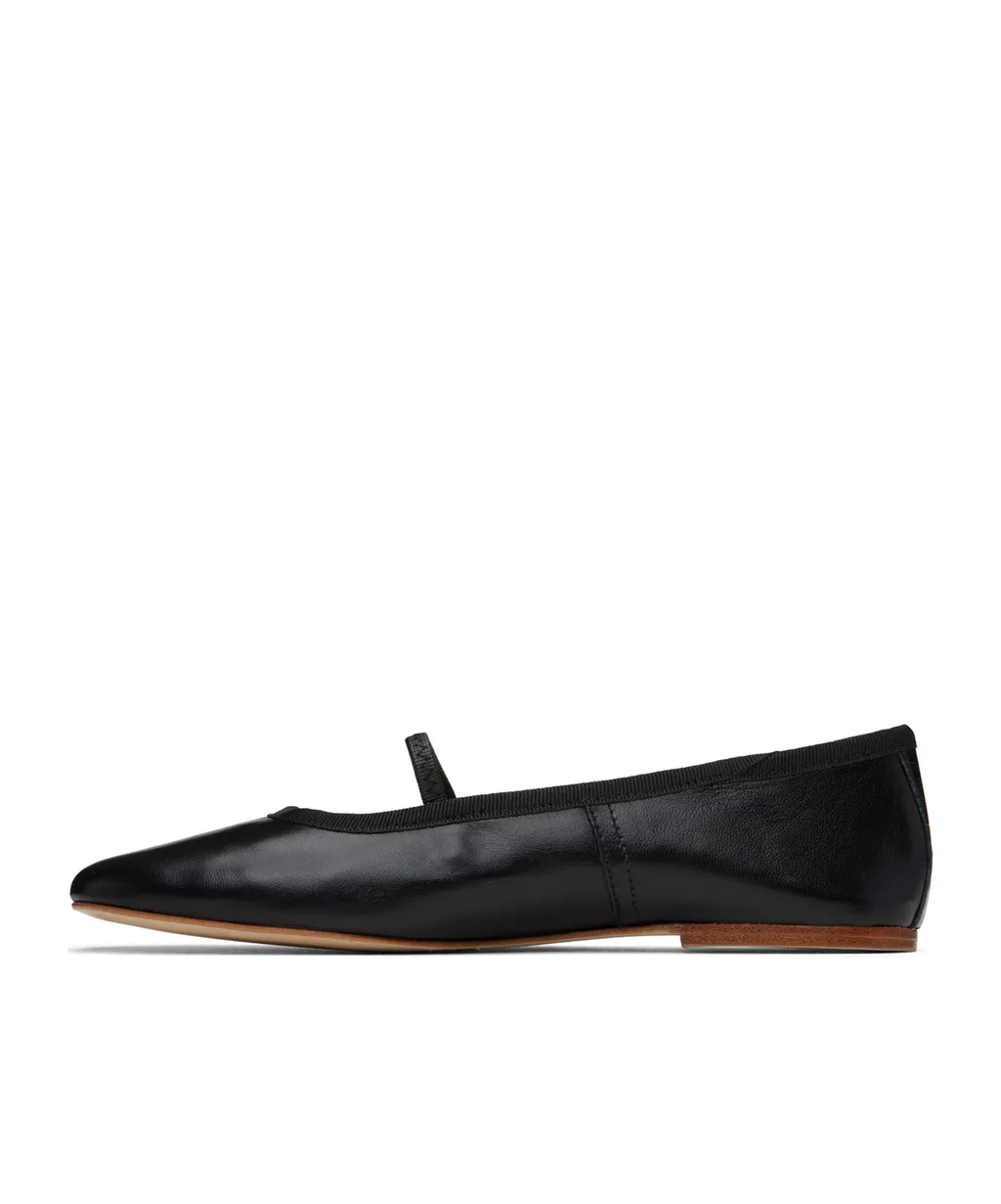 Round-Toe Leather Ballerina Shoes