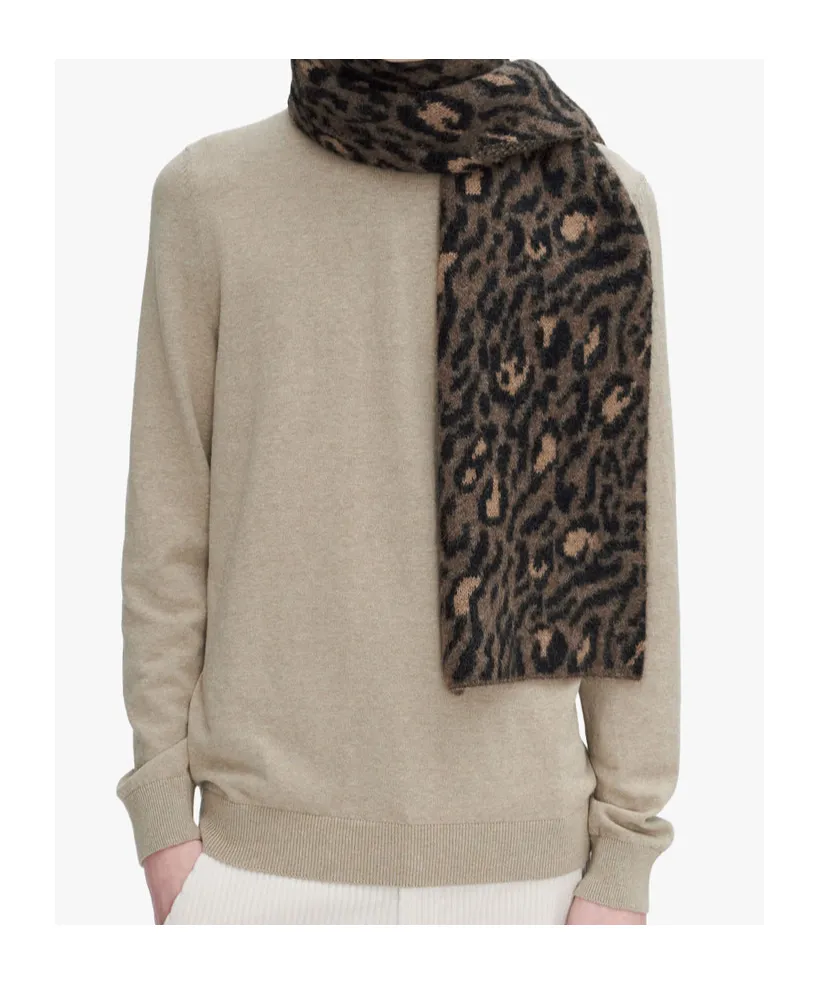 Tom Scarf