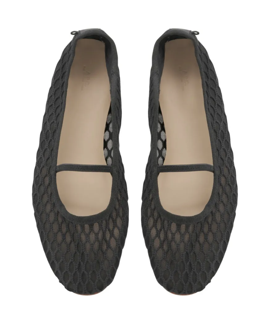 Swan Round Toe Ballerinas