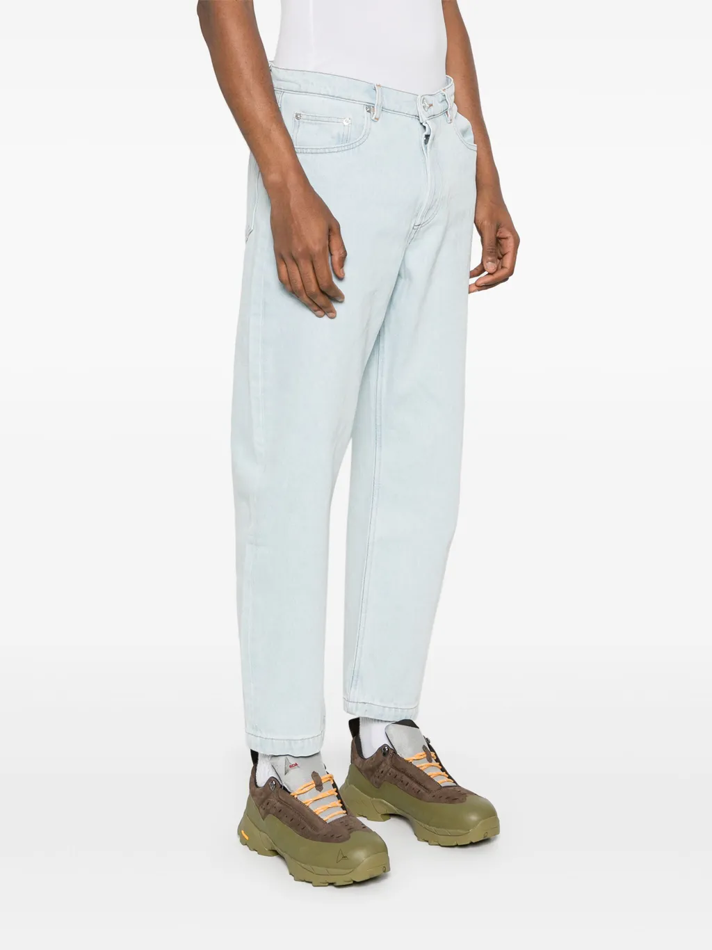Mid-Rise Cropped Jeans