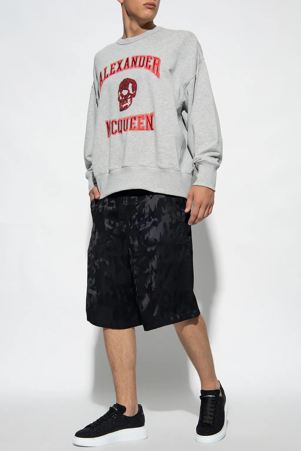 Skull Motif Crewneck Sweatshirt