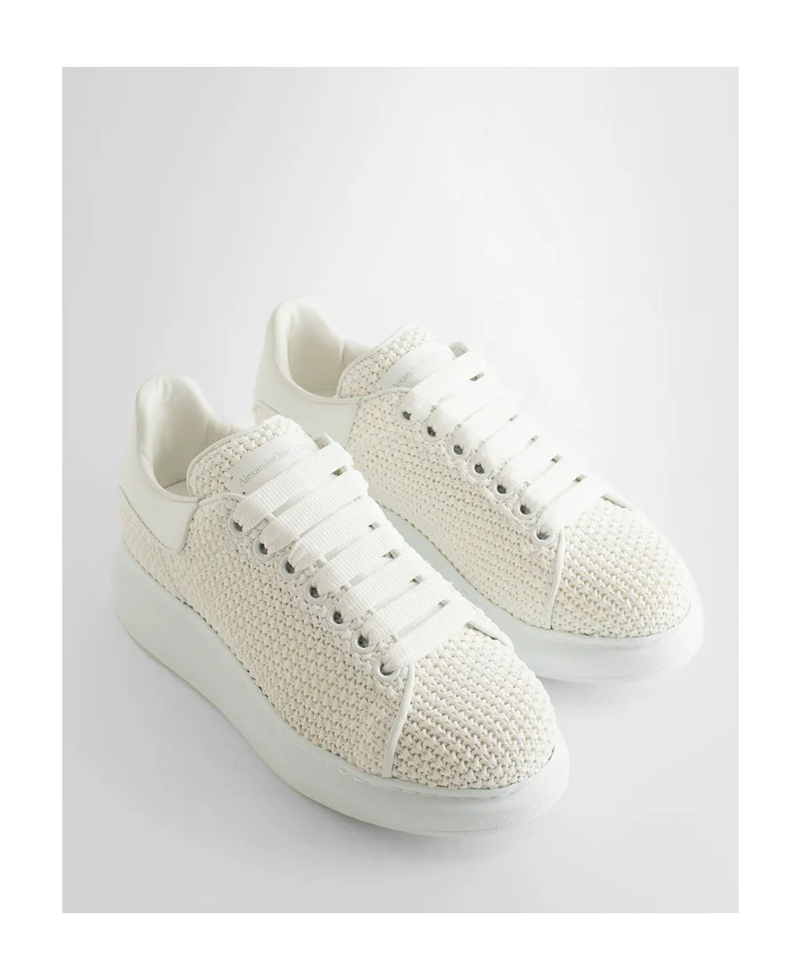 Round Toe Knitted Sneakers
